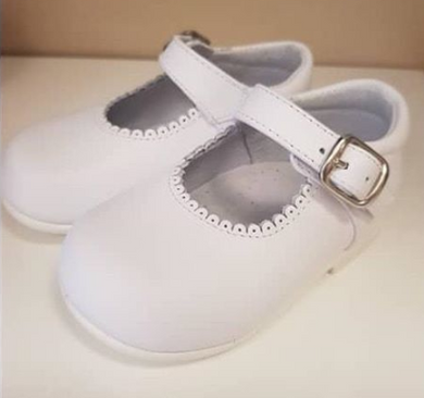 Baby Shoes in White
